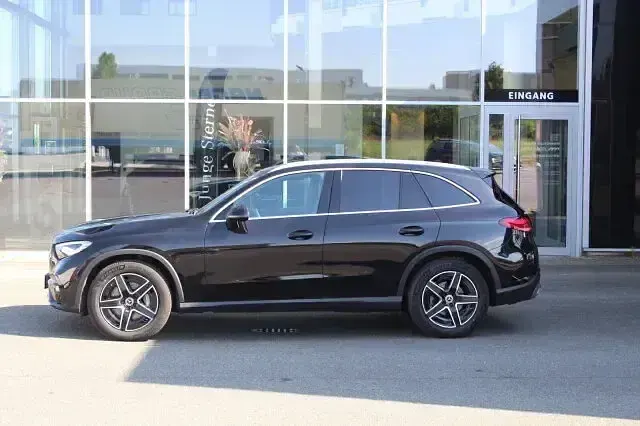 Gebraucht Mercedes GLC200 AMG 204 PS (150 kW) 2025 Schwarz SUV
