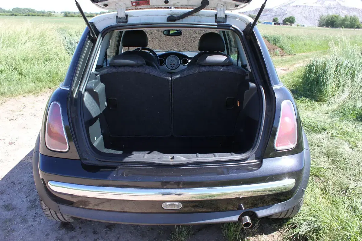Gebraucht Mini Cooper 116 PS (85 kW) 2002 Schwarz Kleinwagen