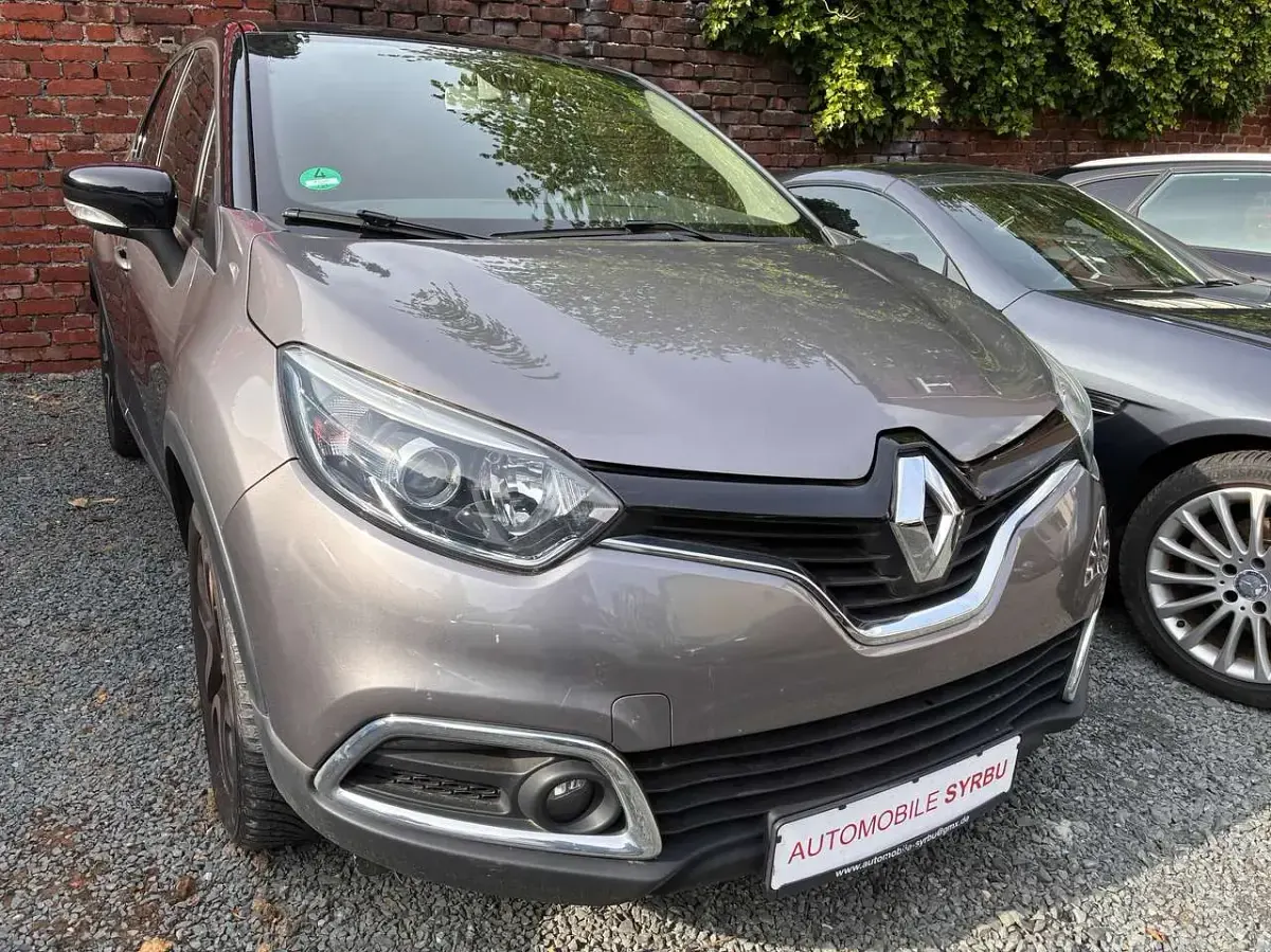 Używany Renault Captur Luxe 118 KM (86 kW) 2016 Szary SUV