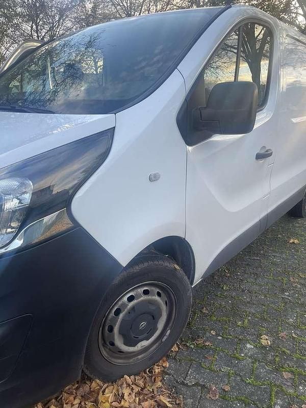 Gebraucht Opel Vivaro 90 PS (66 kW) 2015 Weiß Van / Kleinbus