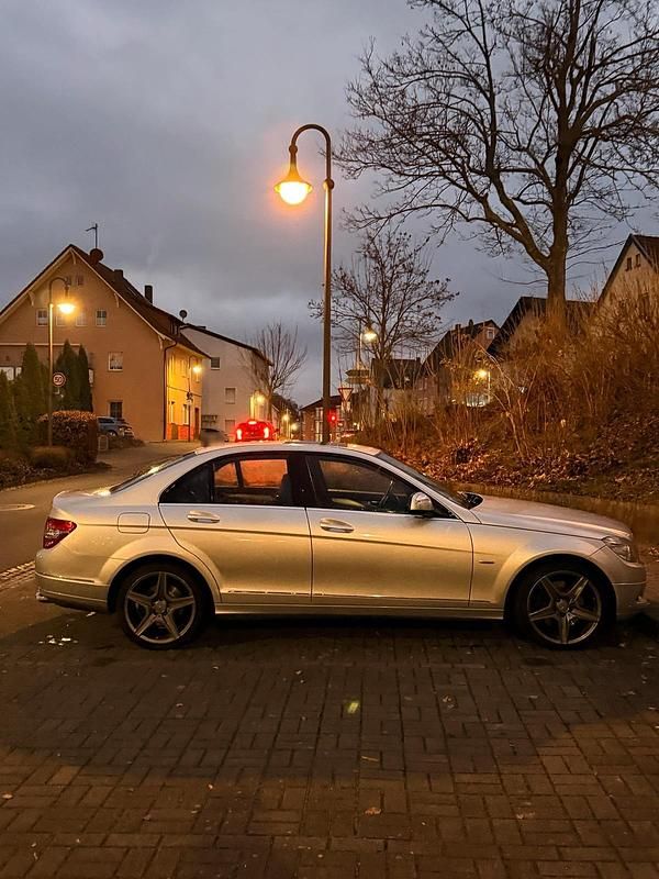 Gebraucht Mercedes C350 272 PS (200 kW) 2007 Silber Limousine