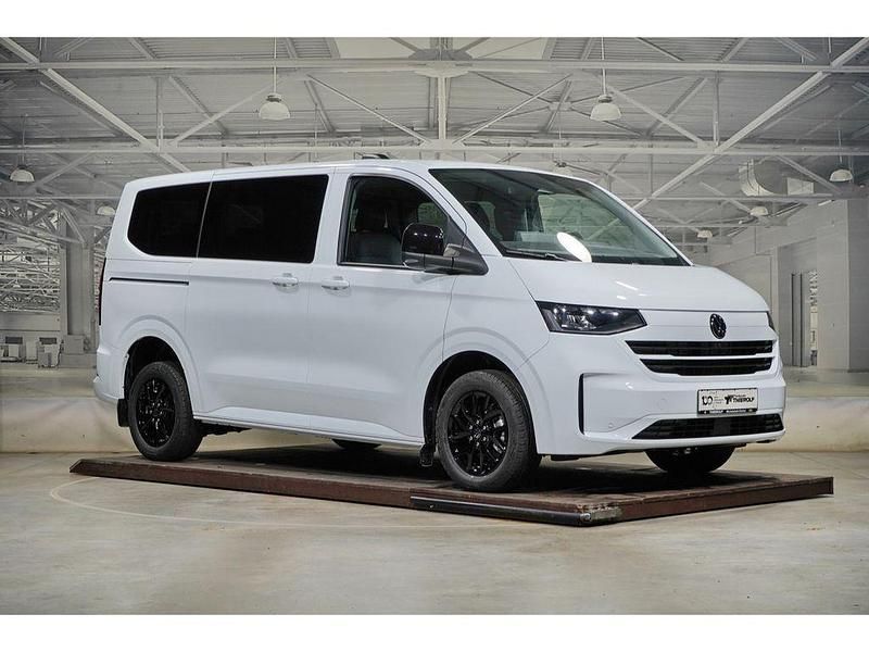 Neu VW Caravelle Life 150 PS (110 kW) 2025 Clear white Van