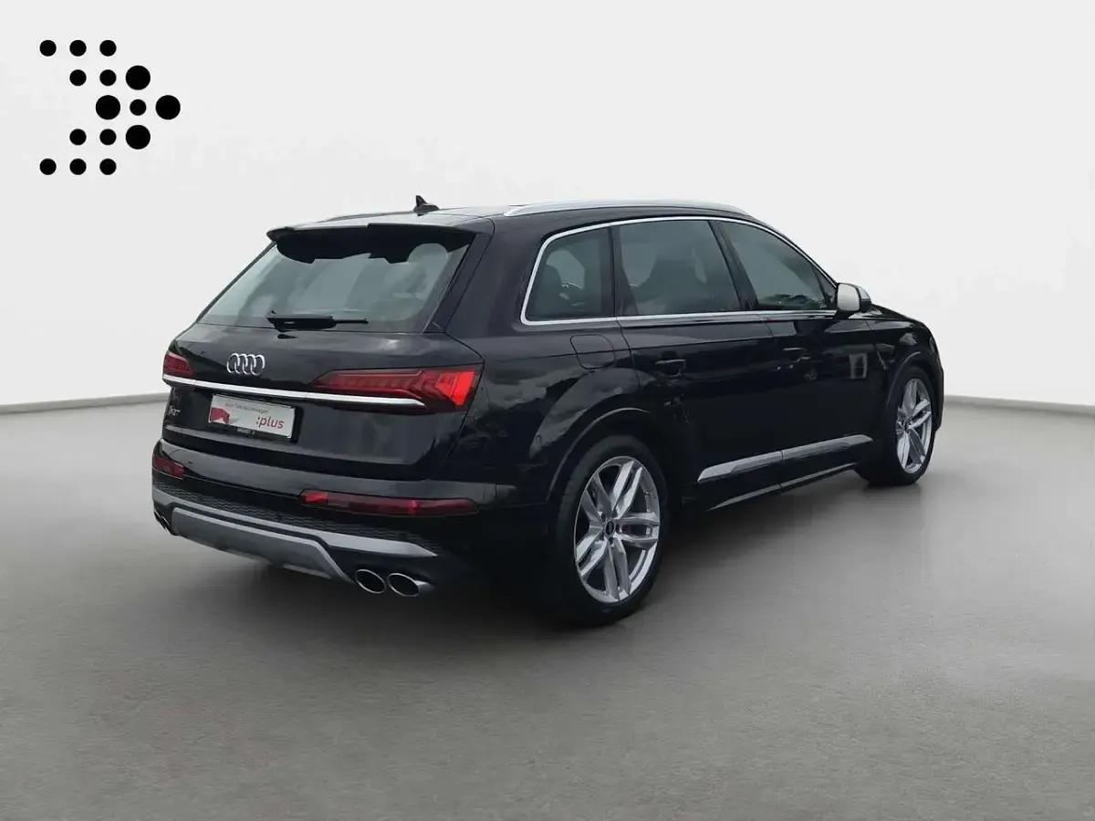 Gebraucht Audi SQ7 Ambiente 507 PS (372 kW) 2022 Mythosschwarz metallic SUV