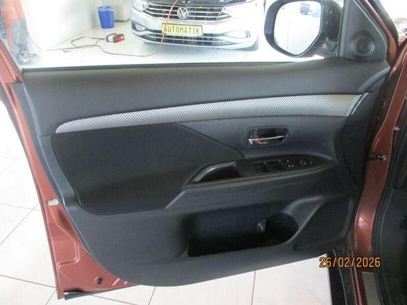 Gebraucht Mitsubishi Outlander Invite 150 PS (110 kW) 2013 C07 ext (metallic) SUV