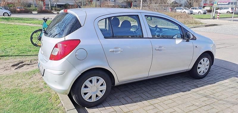 Gebraucht Opel Corsa 80 PS (58 kW) 2009 Grau Kleinwagen