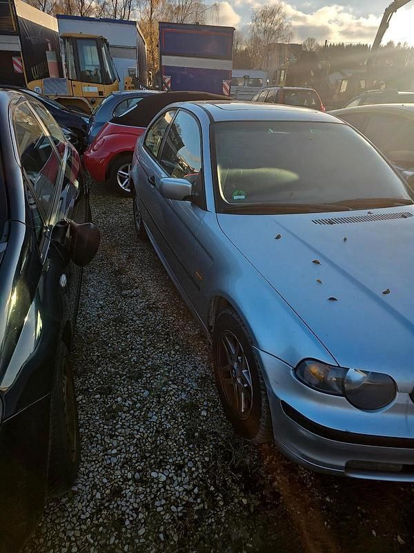 Gebraucht BMW 316 116 PS (85 kW) 2005 Silber Kleinwagen