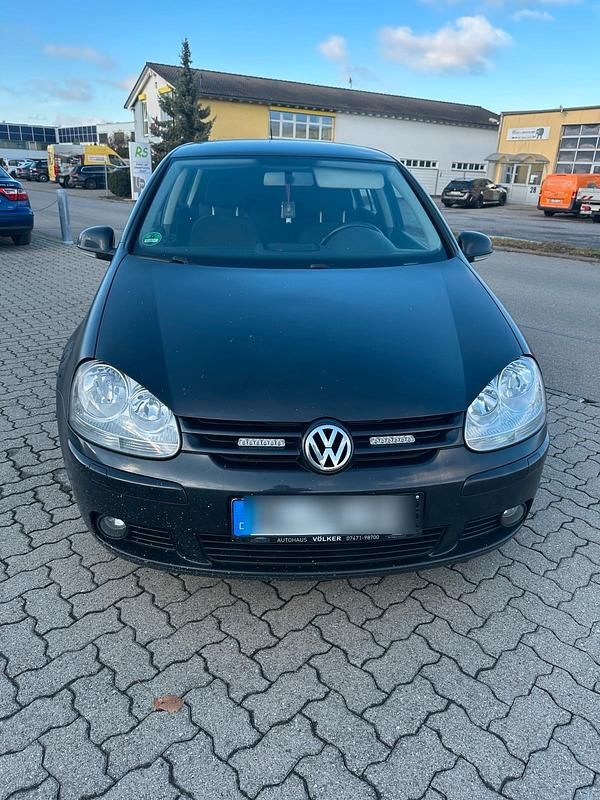 Schwarz Gebraucht 2007 VW Golf V Limousine | 1.650 € (Guter Preis) - Bild 1/4