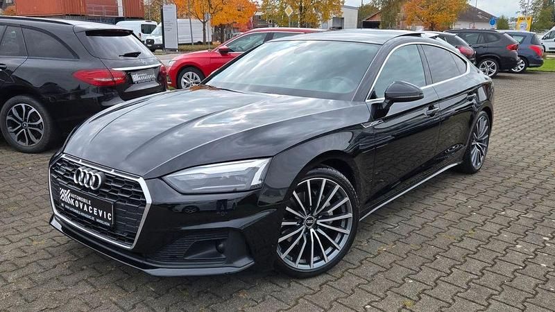 Schwarz Gebraucht 2021 Audi A5 Sportback S-Line Kleinwagen | 32.495 € (Etwas zu teuer) - Bild 1/4
