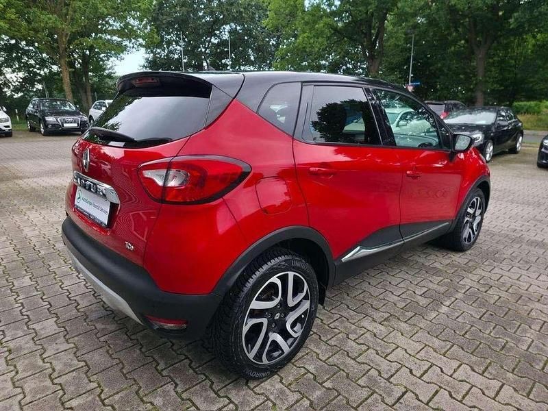 Gebraucht Renault Captur XMOD 118 PS (86 kW) 2016 Rot SUV