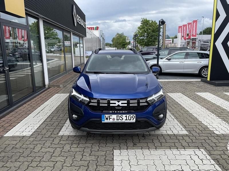 Gebraucht Dacia Sandero Expression 91 PS (66 kW) 2025 Zedergrün metallic (grün) Kleinwagen