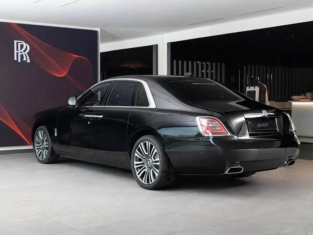 Gebraucht Rolls Royce Ghost 571 PS (419 kW) 2022 Limousine