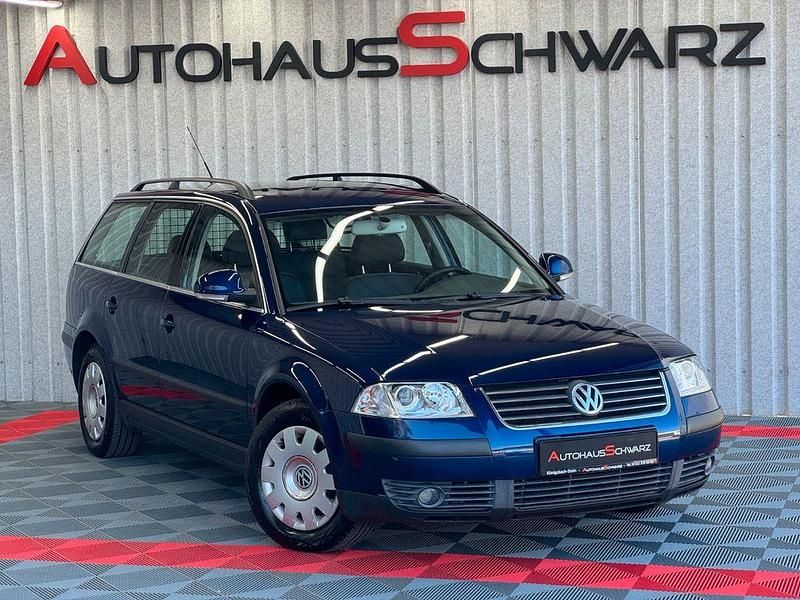 Shadow blue Gebraucht 2004 VW Passat Kombi | 6.890 € - Bild 1/4