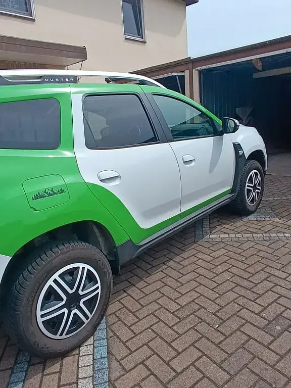 Gebraucht Dacia Duster Comfort 101 PS (74 kW) 2020 Weiß SUV