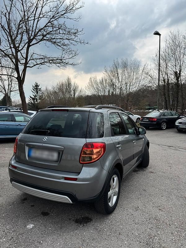 Gebraucht Suzuki SX4 107 PS (78 kW) 2006 Grau Kleinwagen