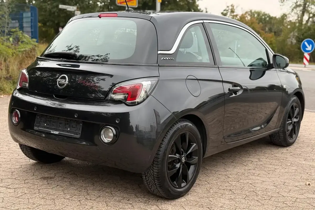 Używany Opel Adam Jam 87 KM (63 kW) 2016 Czarny Hatchback
