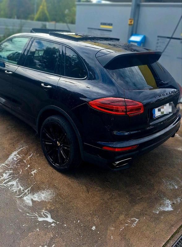 Gebraucht Porsche Cayenne 250 PS (183 kW) 2014 Schwarz SUV