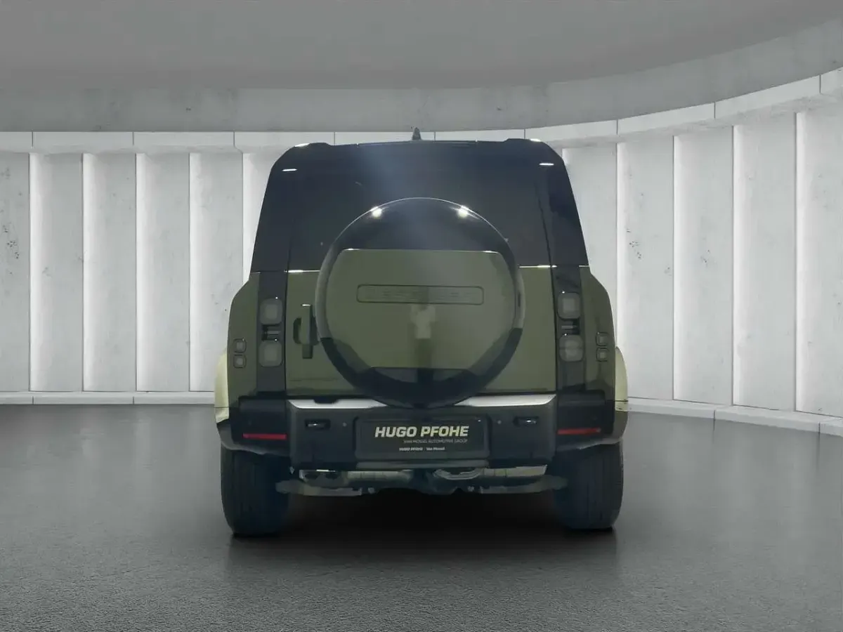 Gebraucht Land Rover Defender SE Dynamic 249 PS (183 kW) 2026 Woolstone green metallic SUV