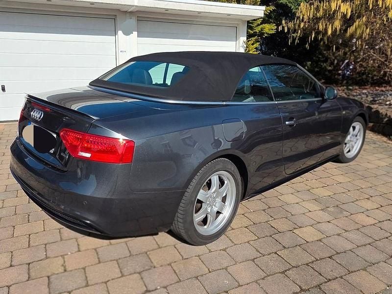 Gebraucht Audi A5 Cabriolet S-Line 190 PS (139 kW) 2016 Grau Cabrio