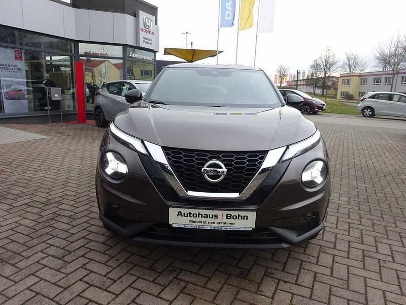 Gebraucht Nissan Juke N-Connecta 114 PS (83 kW) 2022 Braun SUV