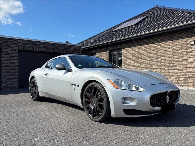 Gebraucht Maserati Granturismo 405 PS (297 kW) 2008 Silber Coupé