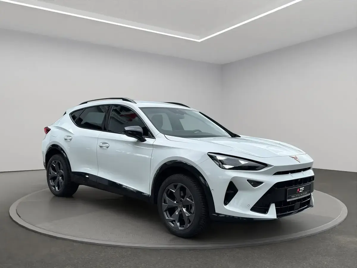 Gebraucht Cupra Formentor 150 PS (110 kW) 2025 Glacial weiß metallic SUV