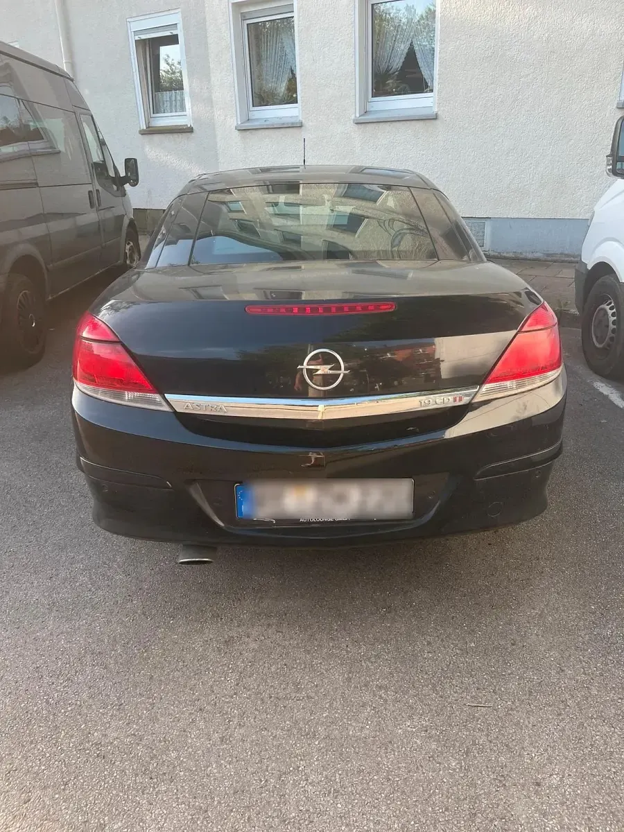 Gebraucht Opel Astra Cabriolet 150 PS (110 kW) 2006 Schwarz Cabrio
