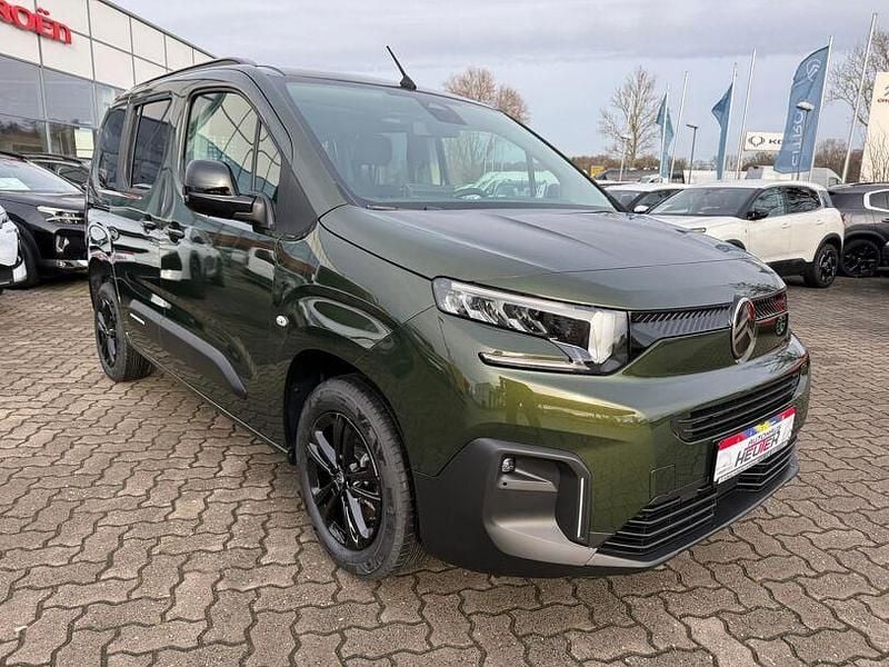 Gebraucht Citroën Berlingo 130 PS (95 kW) 2025 Sirkkagrün Van / Kleinbus
