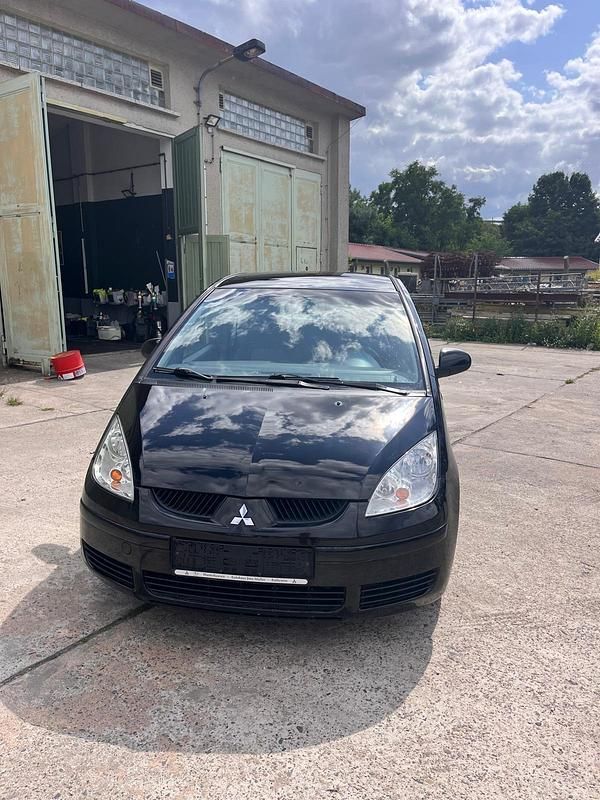 Schwarz Gebraucht 2005 Mitsubishi Colt Kleinwagen | 2.000 € (Teuer) - Bild 1/4