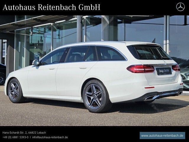 Gebraucht Mercedes E200 AMG 197 PS (144 kW) 2023 Unilack polarweiß Kombi