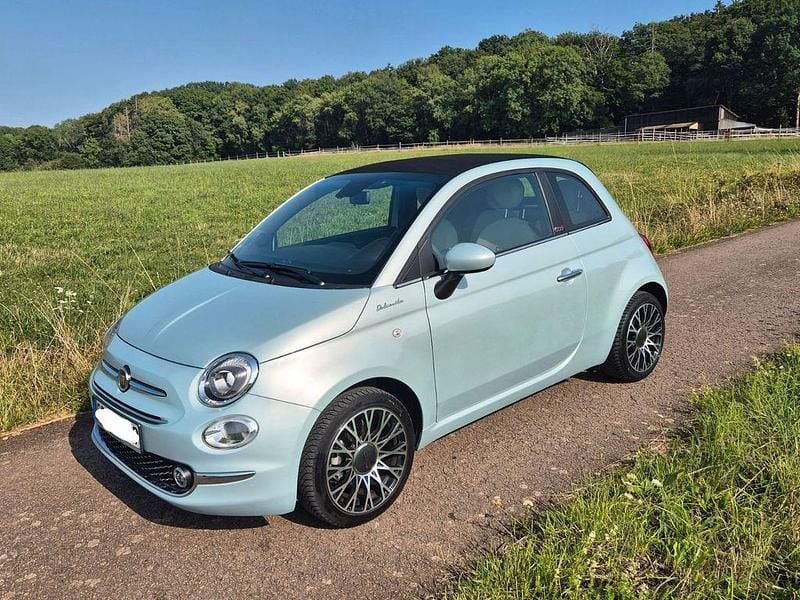 Grün Gebraucht 2022 Fiat 500C Dolcevita Cabrio | 12.999 € (Guter Preis) - Bild 1/4
