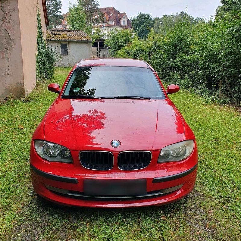 Gebraucht BMW 116 116 PS (85 kW) 2008 Rot Kleinwagen