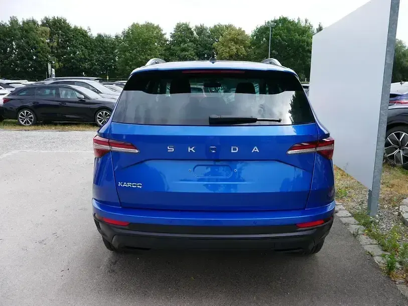 Gebraucht Skoda Karoq Selection 150 PS (110 kW) 2025 Raceblau metallic SUV