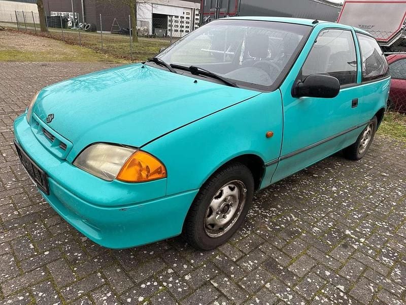 Grün Gebraucht 1997 Suzuki Swift Kleinwagen | 670 € (Guter Preis) - Bild 1/4