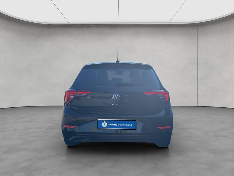 Gebraucht VW Polo Move 95 PS (69 kW) 2023 Schwarz Kleinwagen