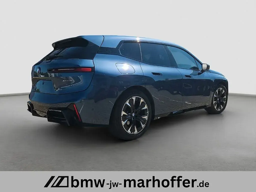 Gebraucht BMW iX M Sport 300 kW (408 PS) 2025 Schwarz SUV