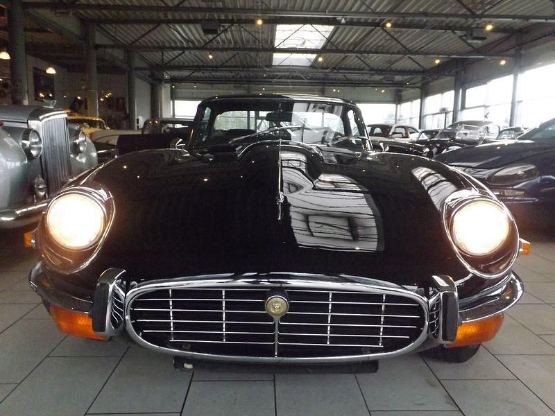Second-hand Jaguar E-Type S 265 CP (194 kW) 1974 Other Cabrio