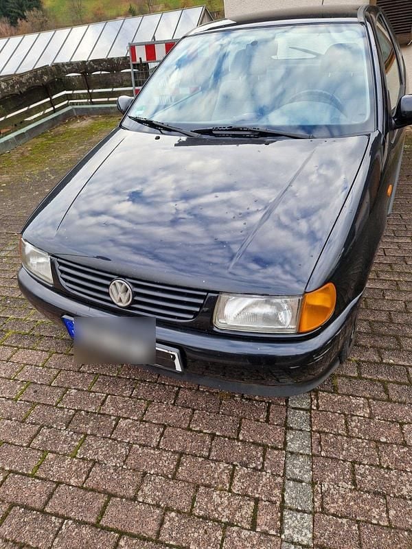 Schwarz Gebraucht 1997 VW Polo Kleinwagen | 899 € (Fairer Preis) - Bild 1/4