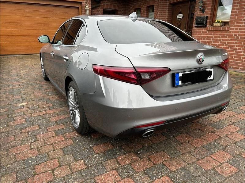 Gebraucht Alfa Romeo Giulia Super 200 PS (147 kW) 2020 Silber Limousine