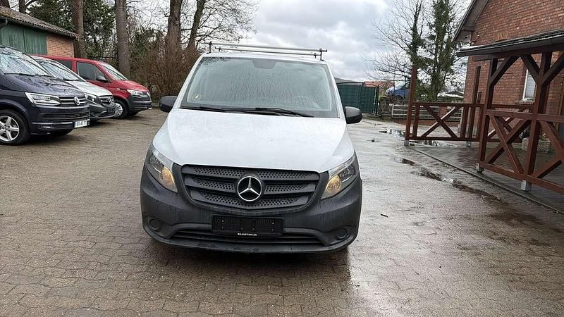 Gebraucht Mercedes Vito 114 PS (83 kW) 2016 Weiß Van