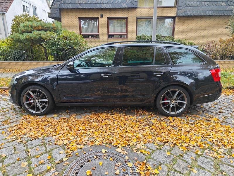 Gebraucht Skoda Octavia RS 184 PS (135 kW) 2016 Schwarz Kleinwagen