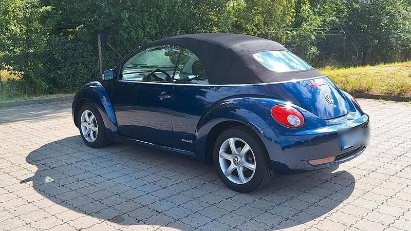Blau Gebraucht 2010 VW Beetle Cabrio | 4.450 € (Fairer Preis) - Bild 1/4