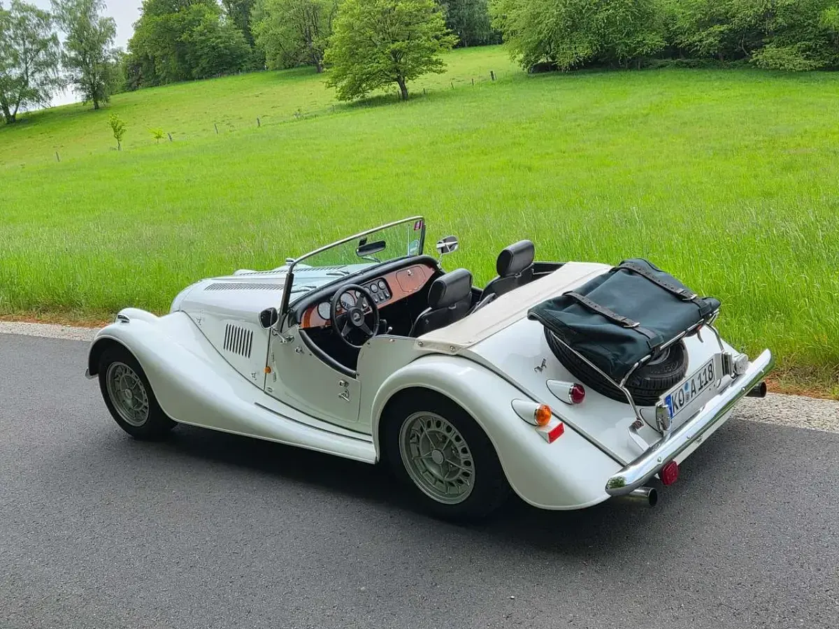 Gebraucht Morgan Plus 8 190 PS (139 kW) 1993 Weiß Cabrio