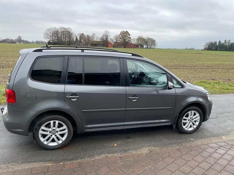 Gebraucht VW Touran 150 PS (110 kW) 2015 Grau Van / Kleinbus
