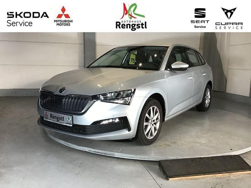 Silber Gebraucht 2022 Skoda Scala Ambition Kleinwagen | 18.590 € (Fairer Preis) - Bild 1/4