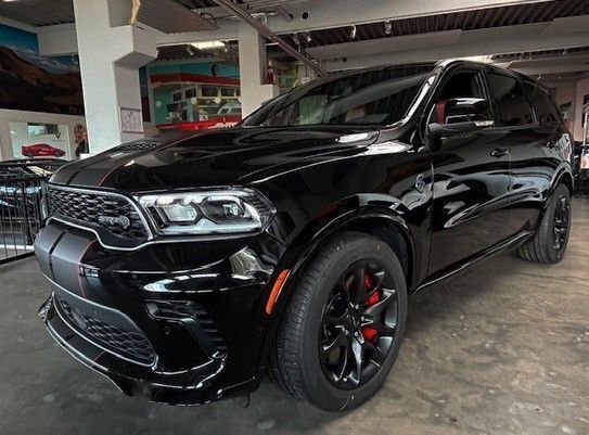 Diamond black Neu 2024 Dodge Durango SUV | 127.400 € - Bild 1/4