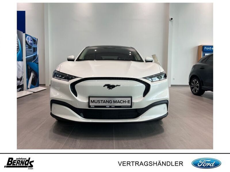 Gebraucht Ford Mustang Mach-E 197 kW (269 PS) 2022 Starwhite platinium metallic SUV