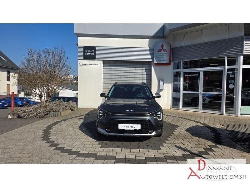 Neu Kia Niro Spirit 129 PS (94 kW) 2026 Grau SUV