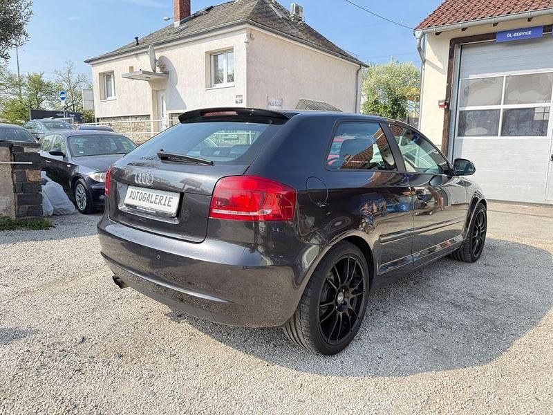 Gebraucht Audi A3 S-Line 160 PS (117 kW) 2009 Grau Kleinwagen