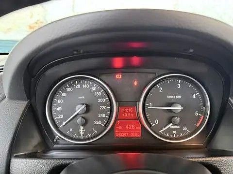 Gebraucht BMW 118 143 PS (105 kW) 2011 Schwarz Kleinwagen