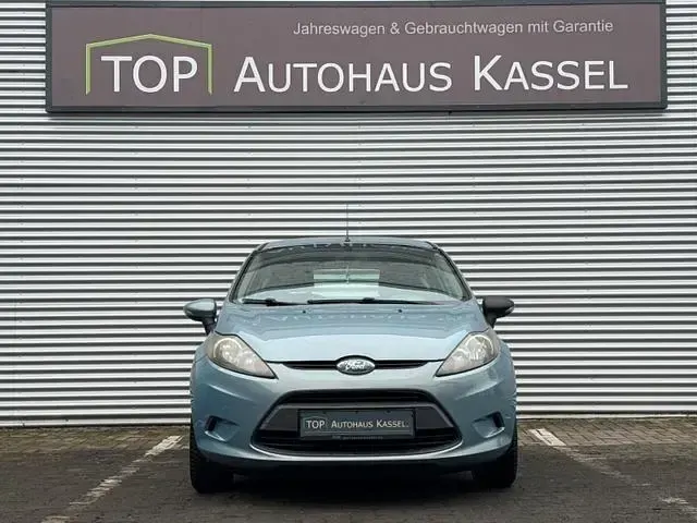 Gebraucht Ford Fiesta Trend 82 PS (60 kW) 2008 Grau Kleinwagen